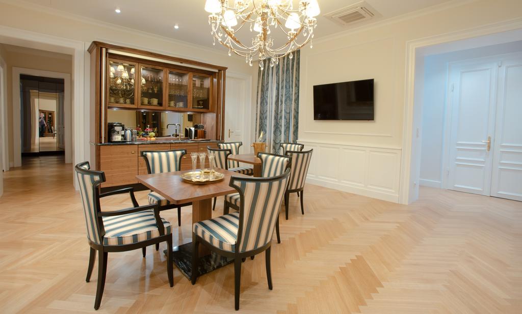 Imperium Residence - Experience The Most Luxurious Apartment In Vienna Center ภายนอก รูปภาพ