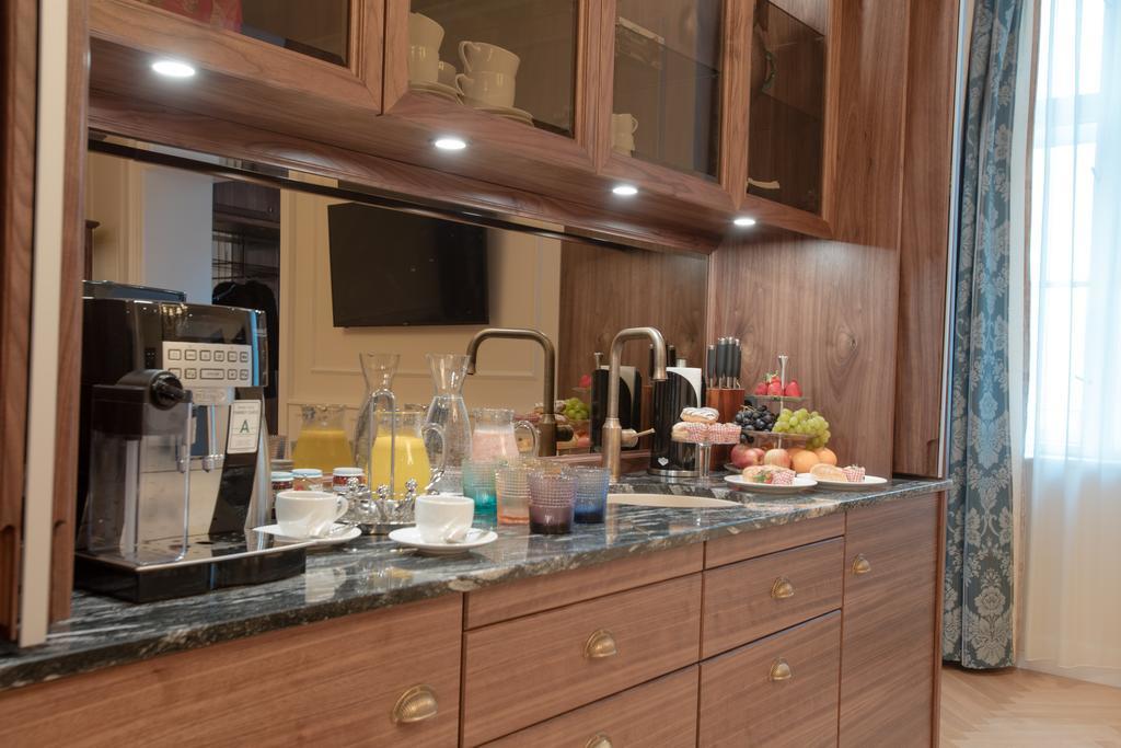 Imperium Residence - Experience The Most Luxurious Apartment In Vienna Center ภายนอก รูปภาพ
