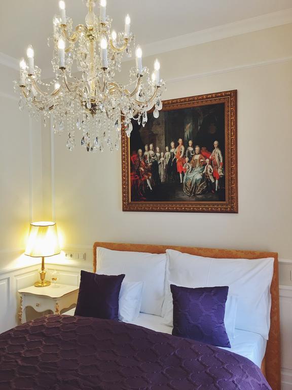 Imperium Residence - Experience The Most Luxurious Apartment In Vienna Center ภายนอก รูปภาพ