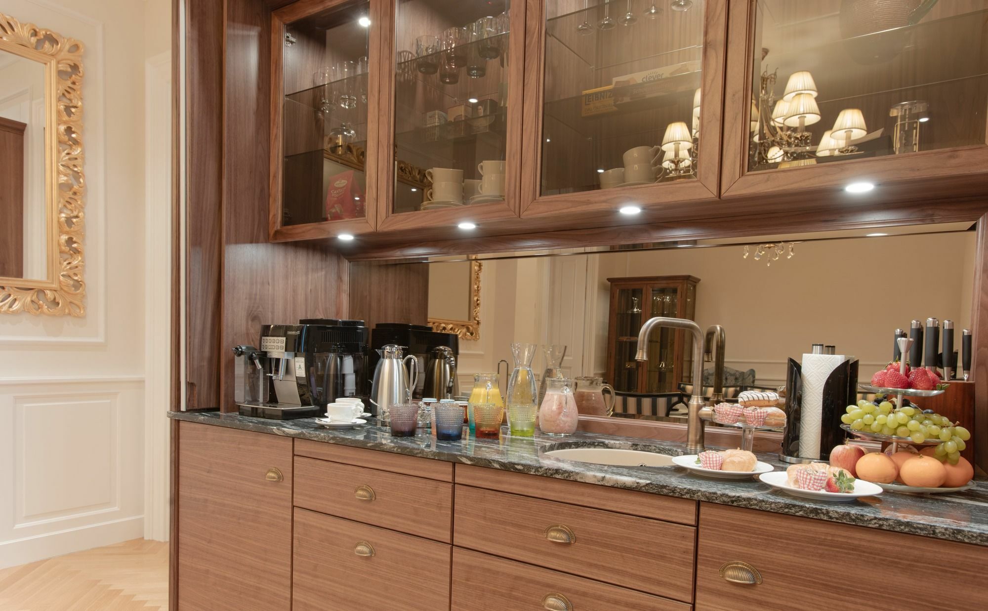 Imperium Residence - Experience The Most Luxurious Apartment In Vienna Center ภายนอก รูปภาพ