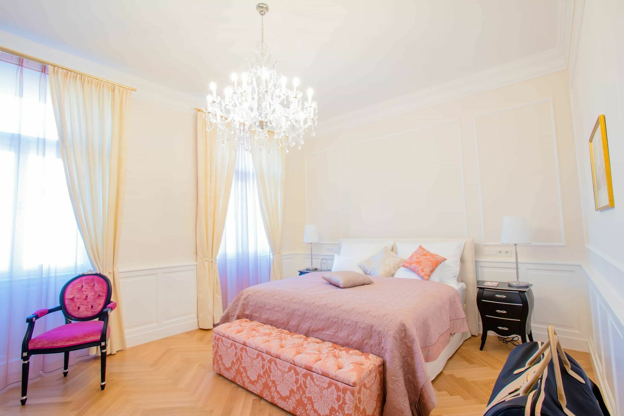 Imperium Residence - Experience The Most Luxurious Apartment In Vienna Center ภายนอก รูปภาพ